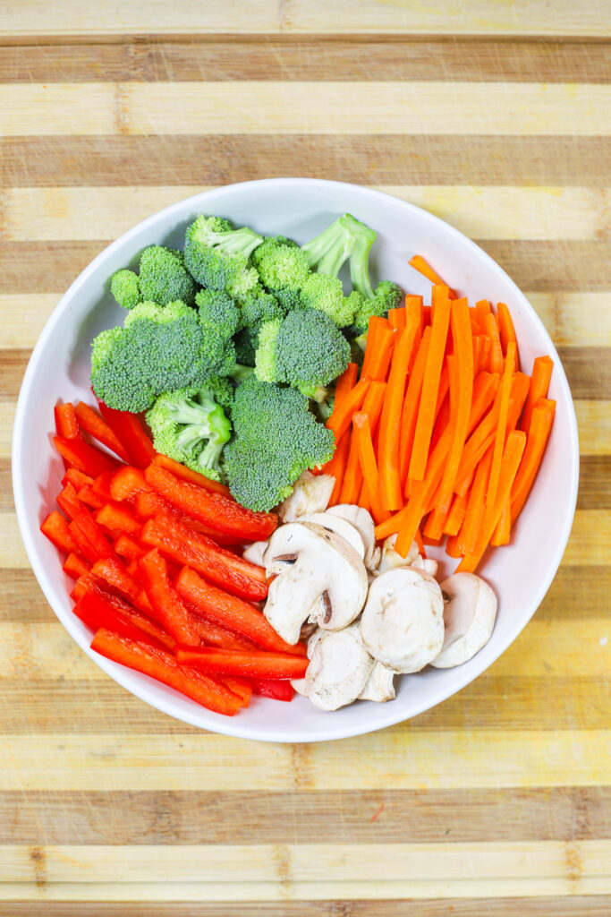 carrots, broccoli, red bell pepper, mushrooms